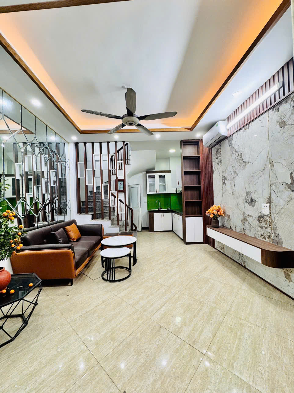 Cho thuê nhà Ngũ Nhạc 4 tầng x 30m2, 3 ngủ, 13 Triệu - Ảnh chính